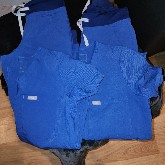 Figs set - Picture 3 of 3